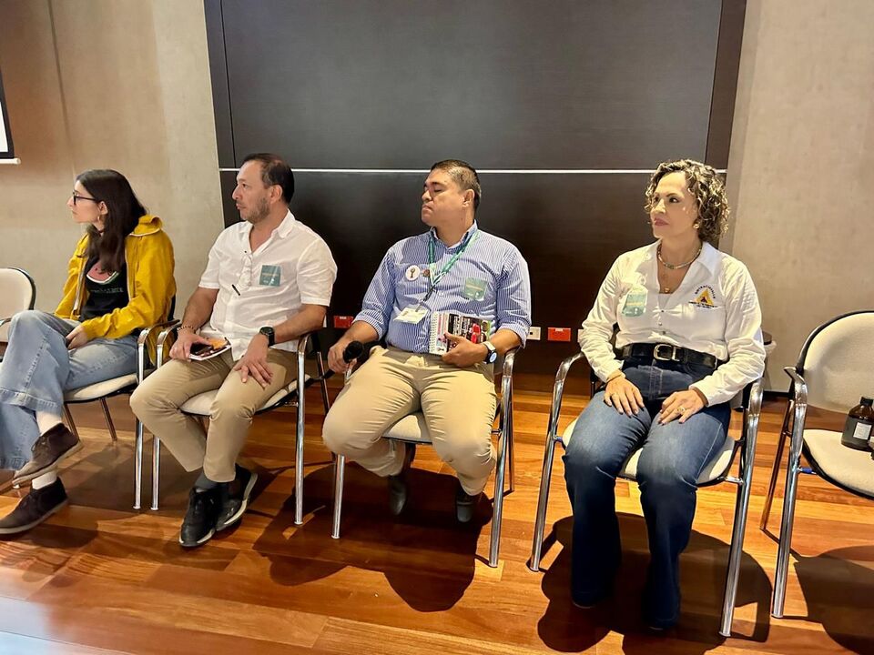 👌🏼👏🏼🫶🏼💧👏🏼👏🏼La Internacional de Servicios Públicos y Contaguas participando en la Cumbre de la Biodiversidad COP16, en el panel de  PROPUESTAS DE LOS  SINDICATOS  PROMOVIENDO LA PAZ CON LA NATURALEZA 👌🏼💧💦